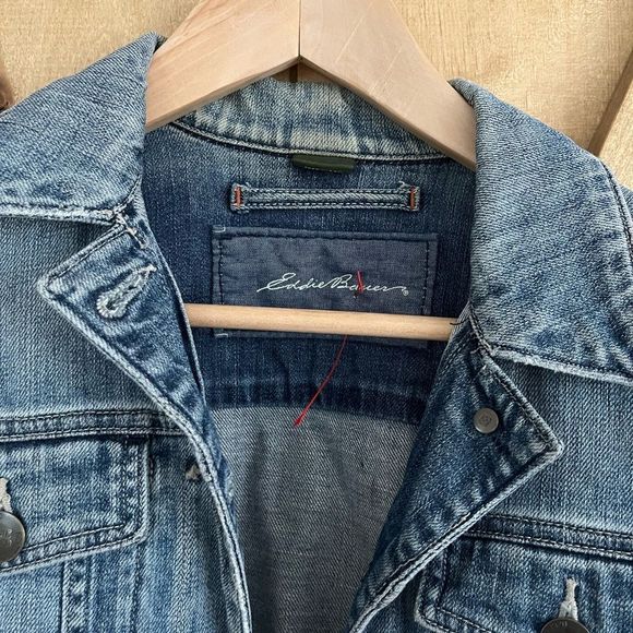 EDDIE BAUER || Womans Small Denim Jean Jacket - Picture 6 of 7
